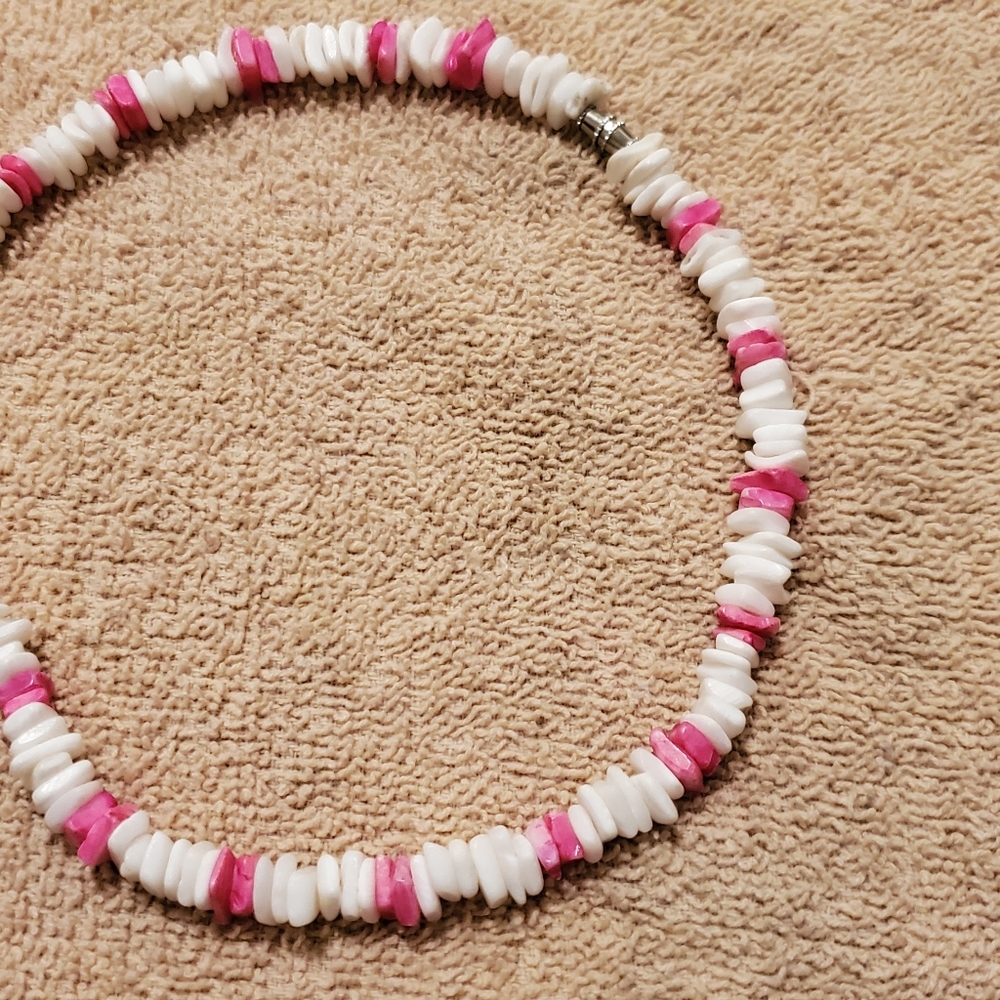 Pucu shell neclace - Picture 6 of 11